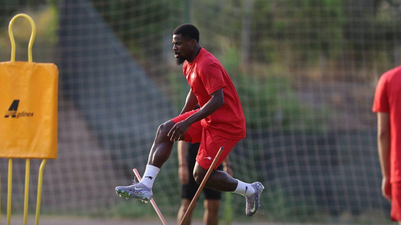 سرژ اوریه - پرسپولیس - فوتبال ایران - لیگ برتر - برنامه پخش زنده فوتبال امروز 27 مرداد