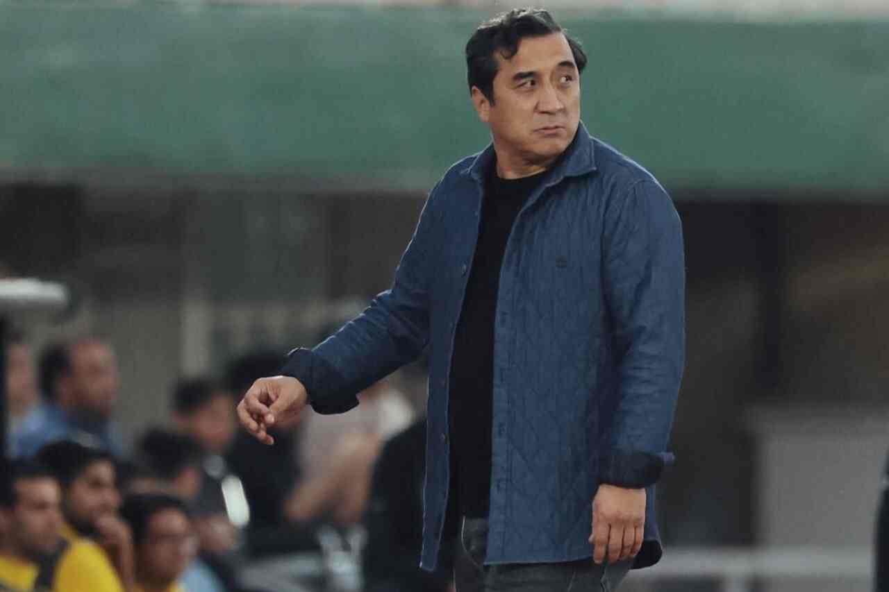 خداداد عزیزی - تراکتور