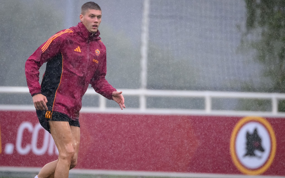 آرتم دووبیک / مهاجم اوکراینی رم ایتالیا