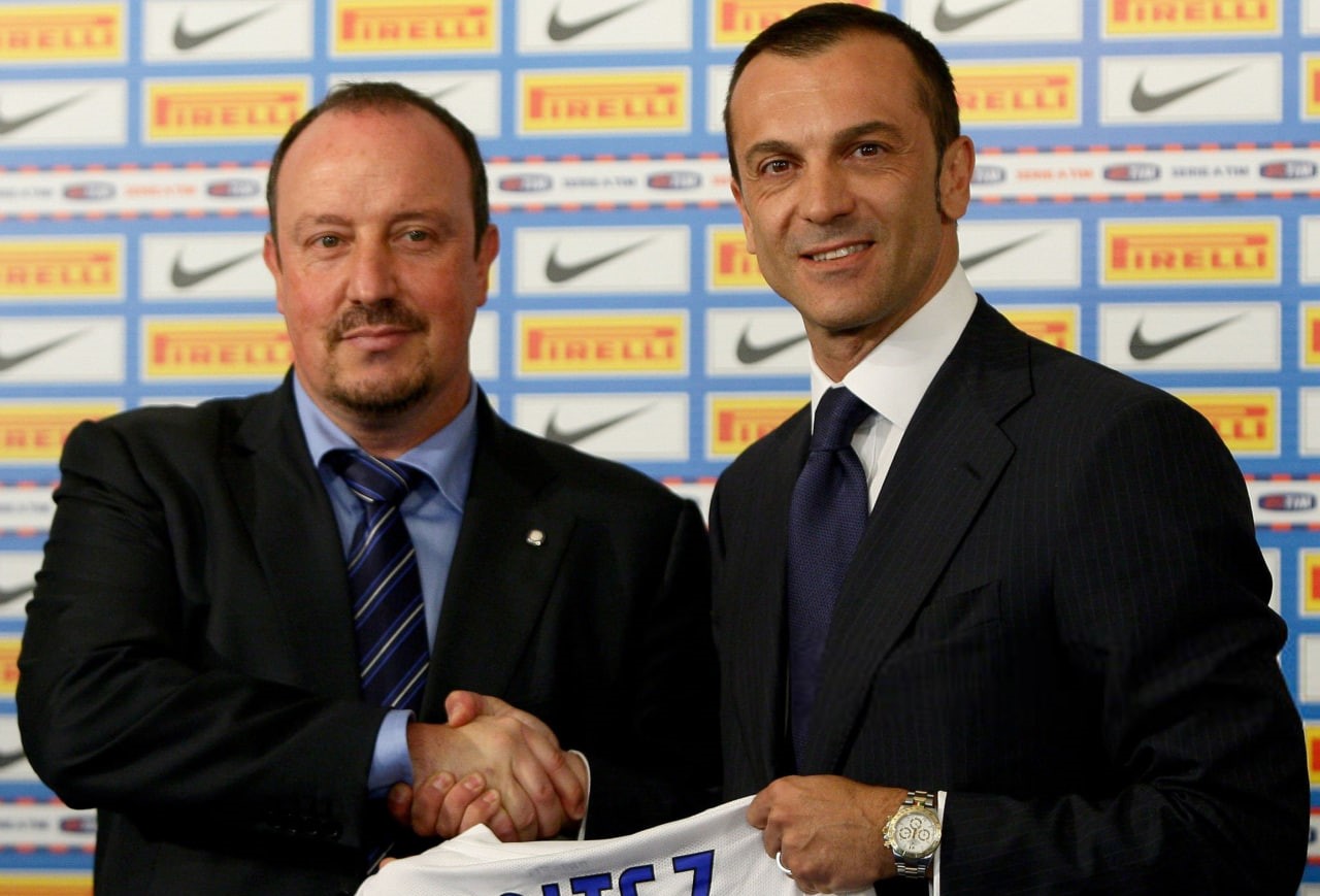 مارکو برانکا مدیر ورزشی اینتر در روز رونمایی از رافا بنیتس در سال 2010