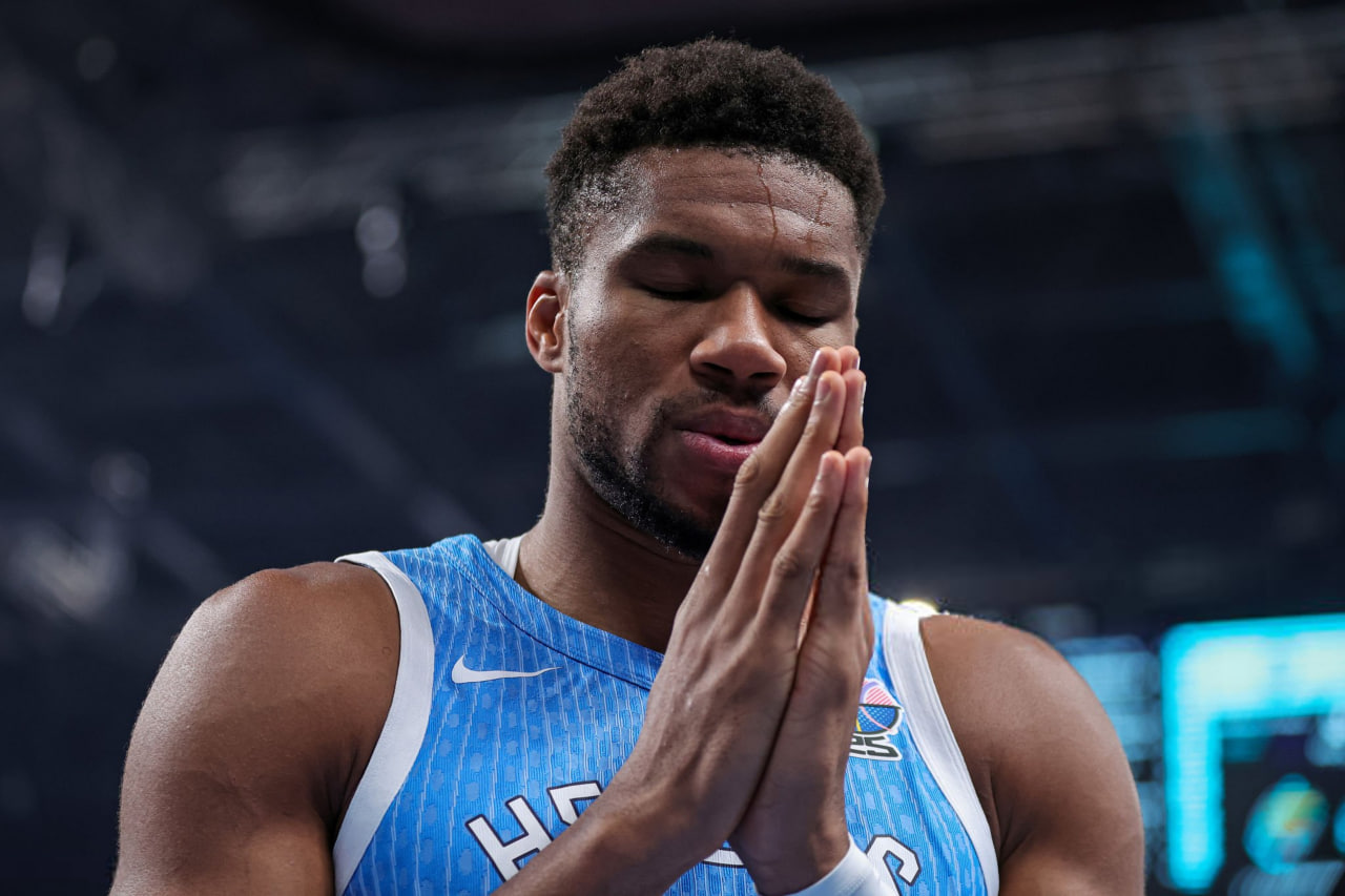 یانیس آنتتوکومپو - ستاره بسکتبال یونان - یورو بسکت 2025