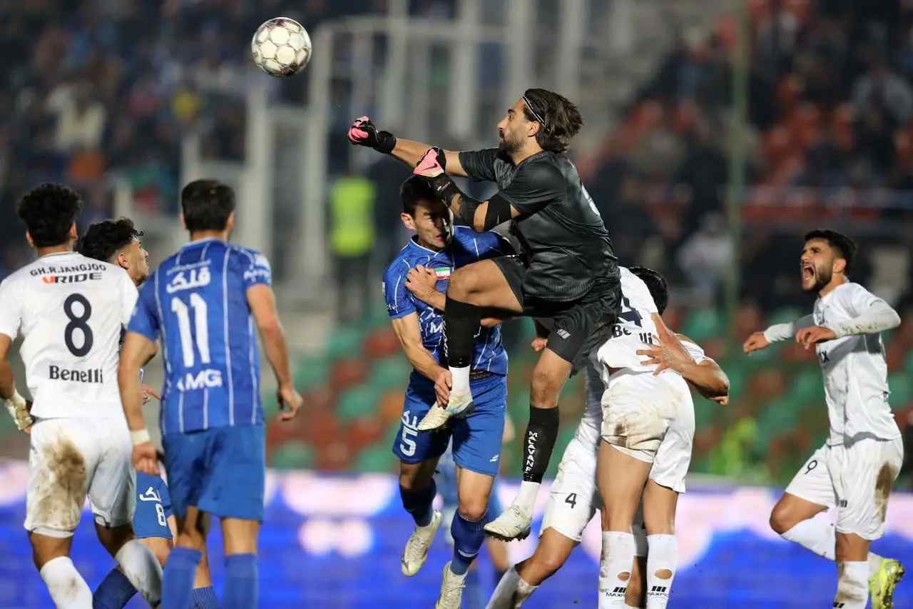 استقلال- ملوان