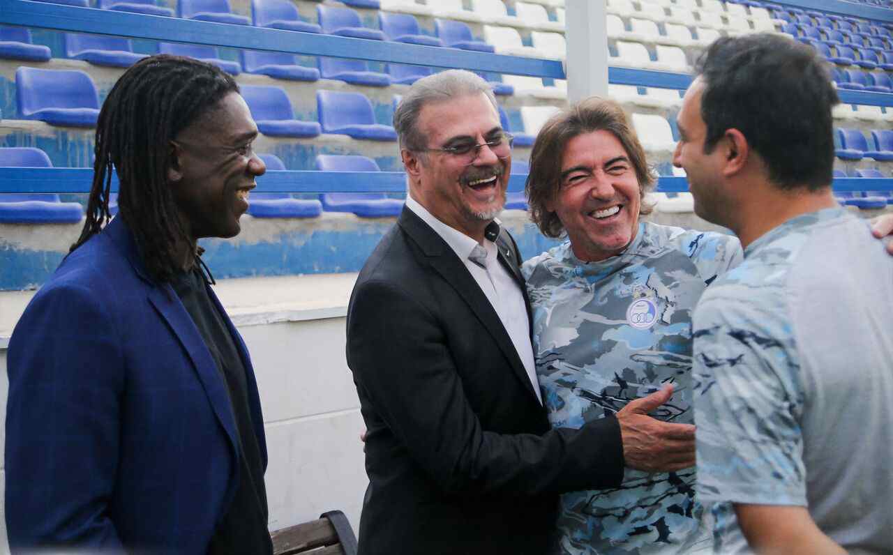 سیدورف- ساپینتو- استقلال-