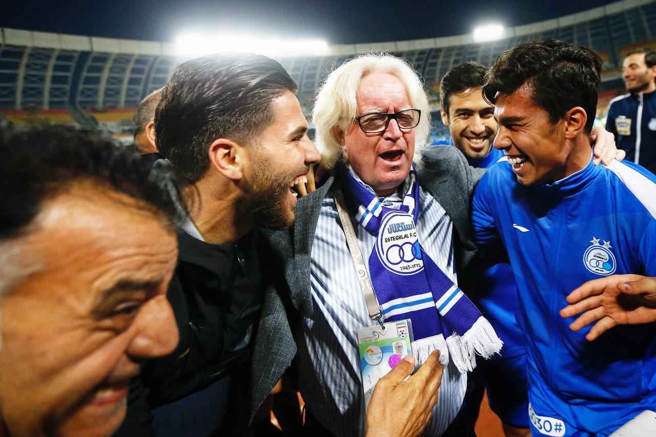 وینفرد شفر- استقلال