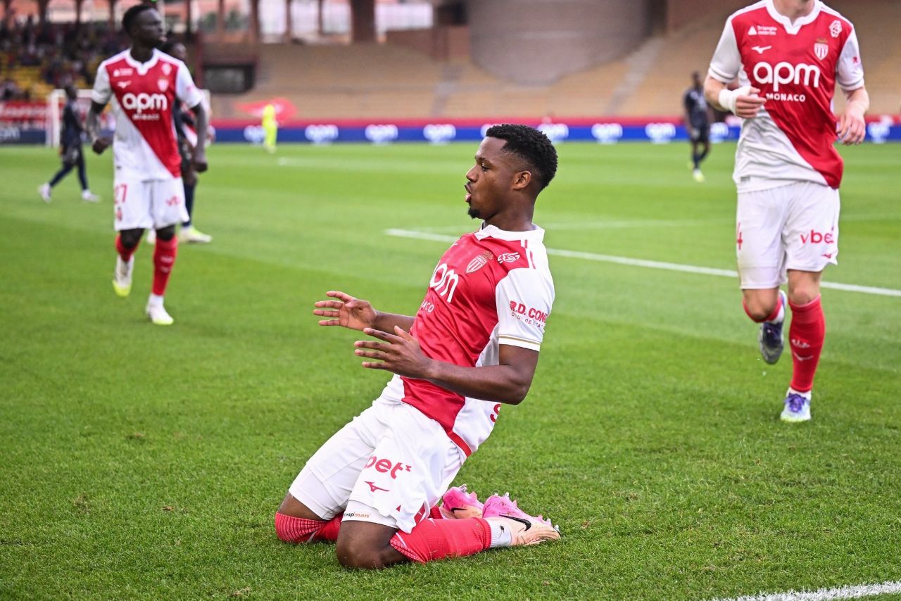 آنسو فاتی پس از گلزنی مقابل متز - وینگر اسپانیایی موناکو - لیگ یک فرانسه