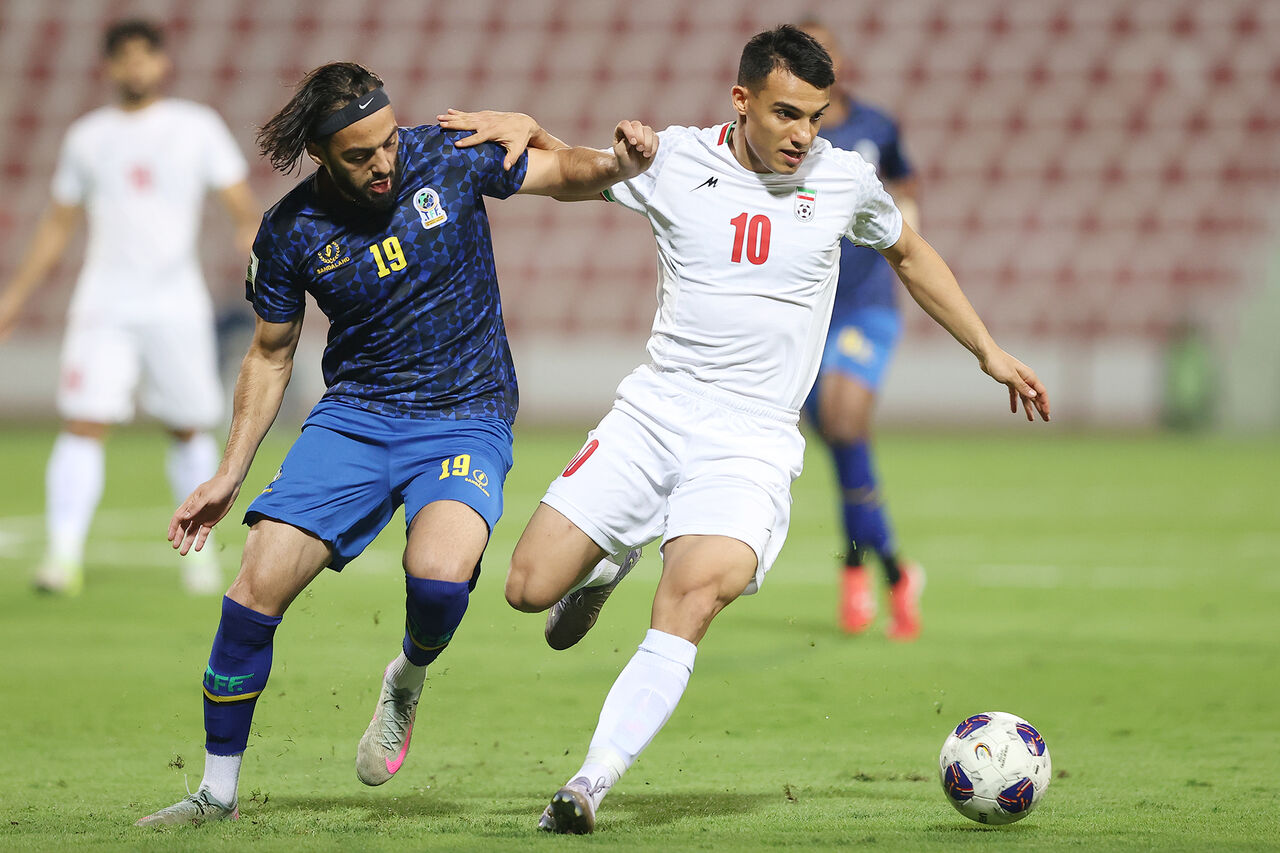 عکس از امیرحسین حسین زاده مهاجم تیم ملی ایران در بازی با تانزانیا