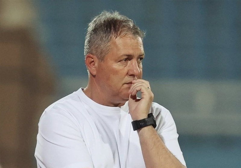 عکس از دراگان اسکوچیچ سرمربی تیم ترا‌کتور