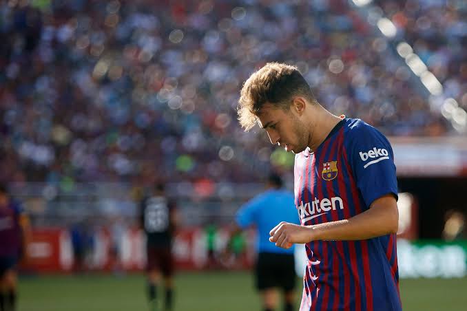 عکس از مونیر الحدادی بازیکن سابق بارسلونا در استقلال