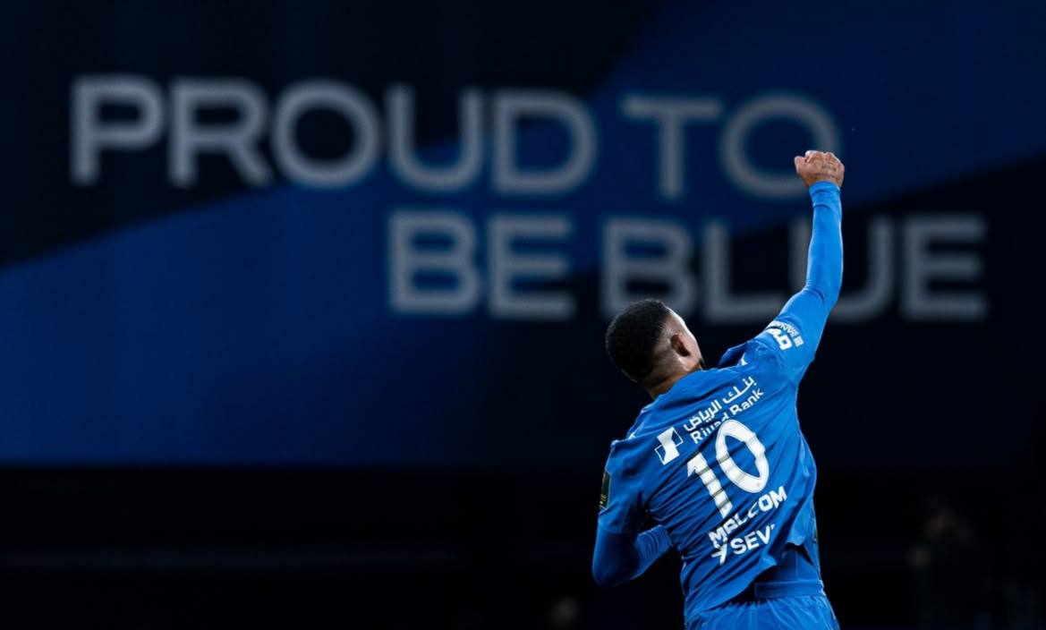 عکس از مالکوم وینگر برزیلی الهلال مقابل الفتح