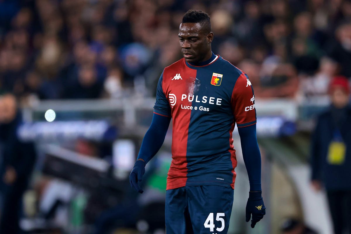 عکس از ماریو بالوتلی مهاجم جنوا در سال ۲۰۲۵