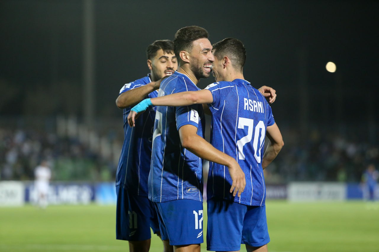 عکس از خوشحالی بعد از گل یاسر آسانی و مونیر الحدادی مقابل الوحدات