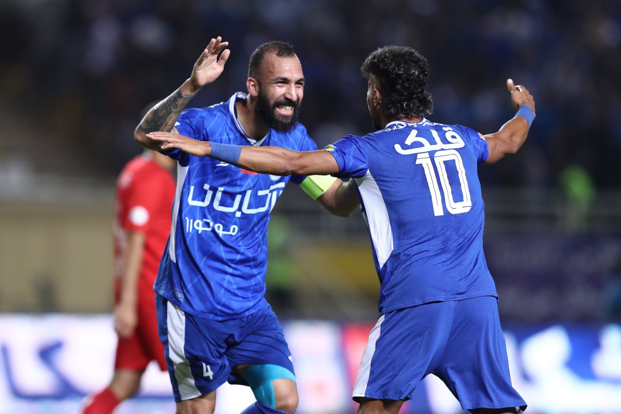 عکس از روزبه چشمی و رامین رضاییان در دیدار سوپرجام فوتبال ایران