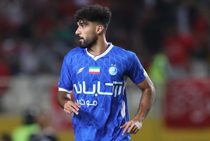 عکس از سامان فلاح مدافع استقلال در سوپرجام ایران مقابل تراکتور