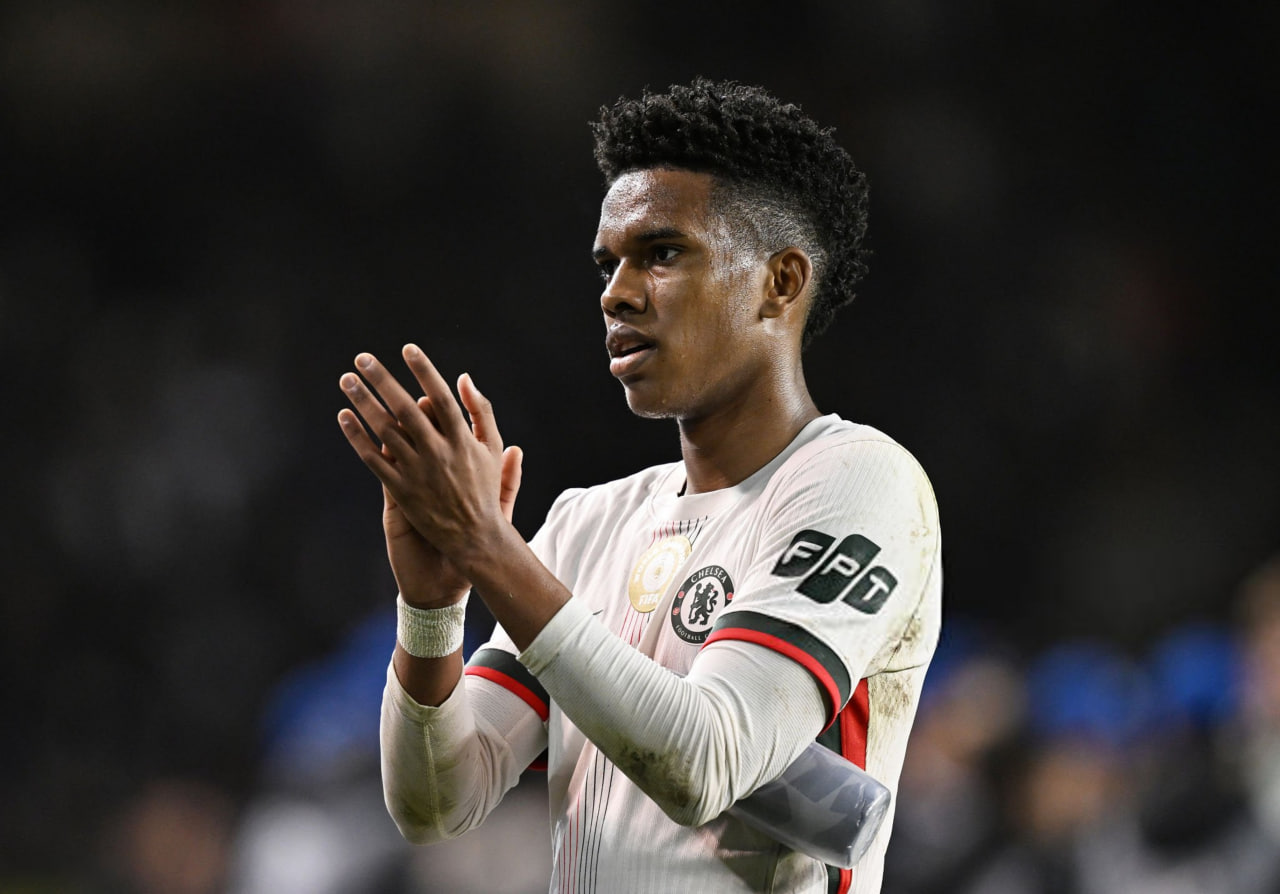 استوائو وینگر برزیلی در زمین - چلسی