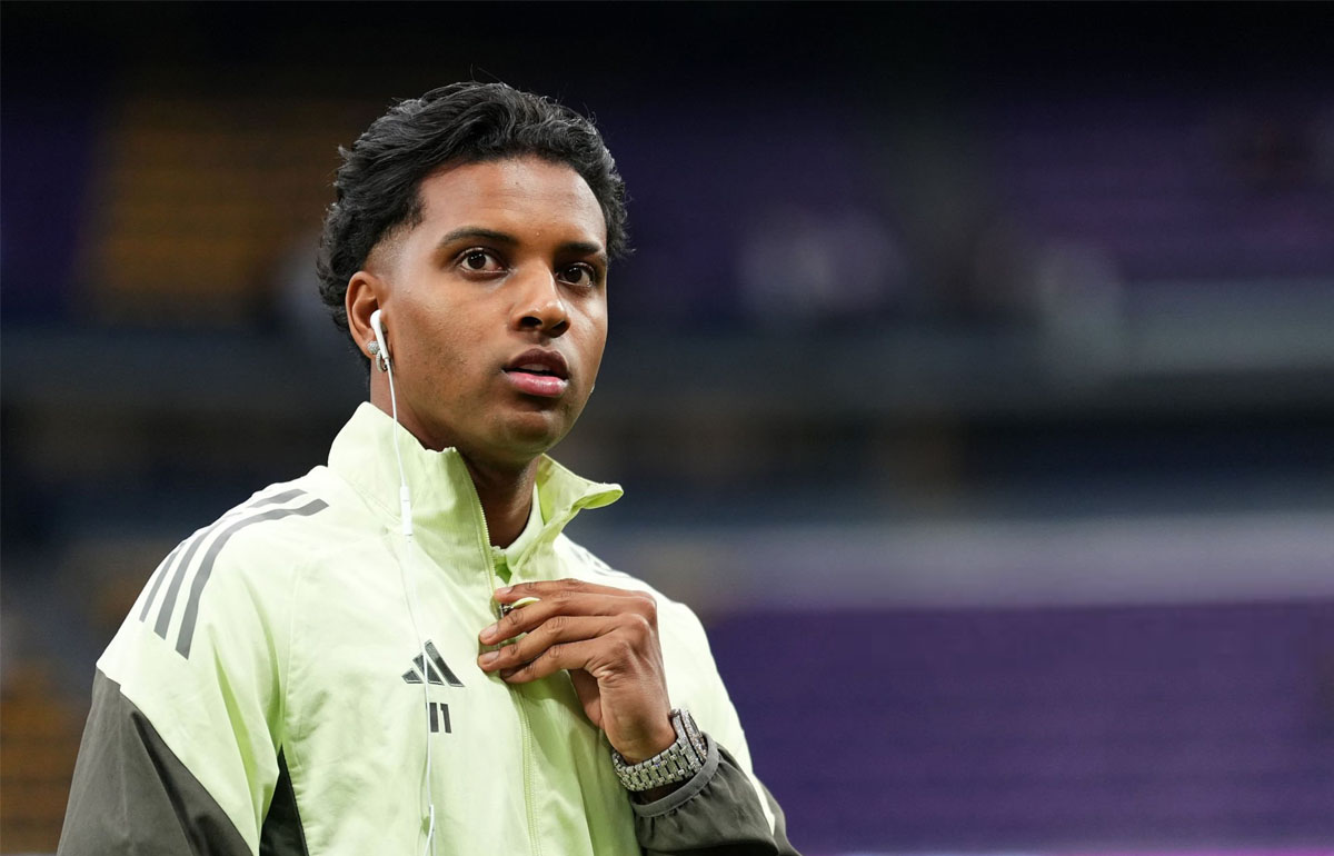 رودریگو وینگر برزیلی در زمین - رئال مادرید