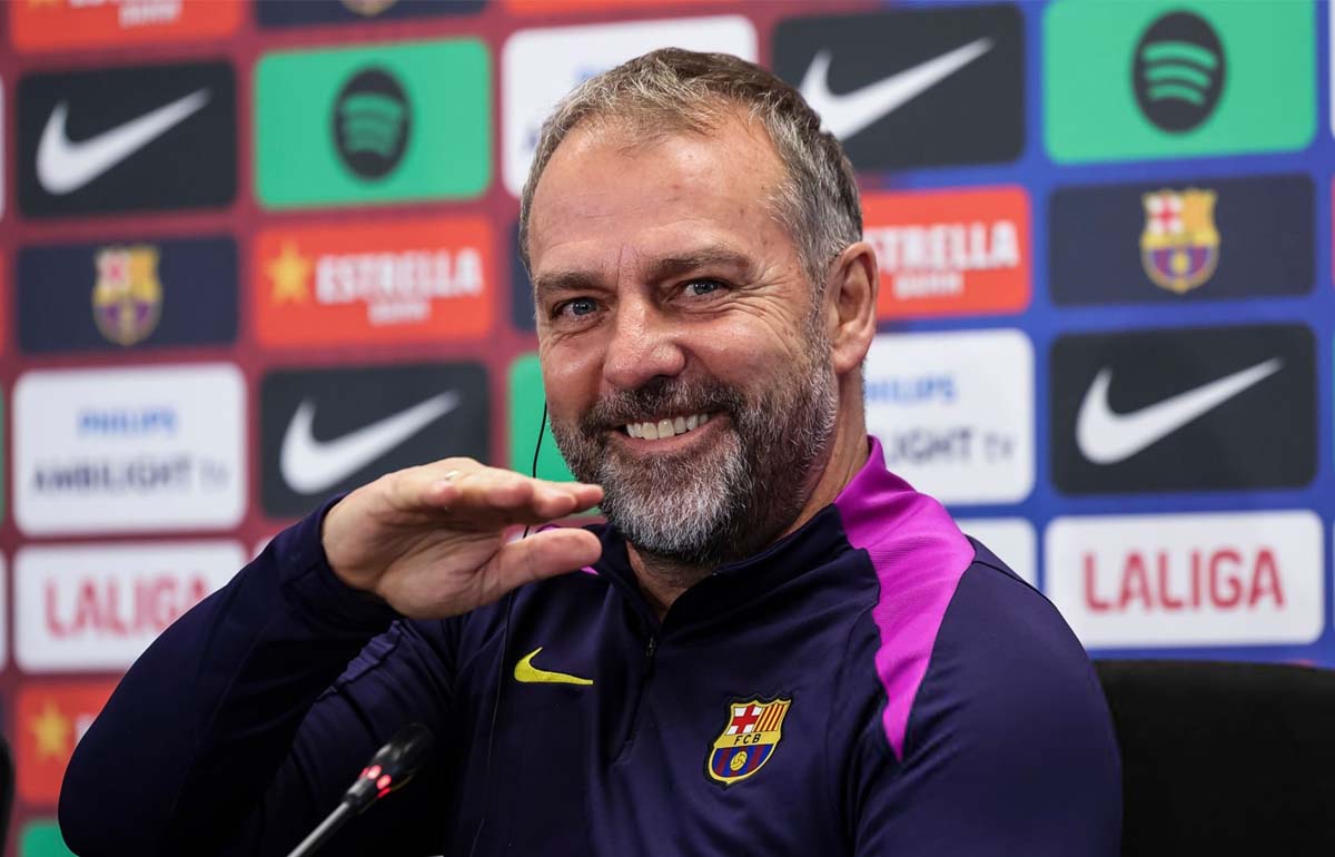 هانسی فلیک در کنفرانس خبری بارسلونا