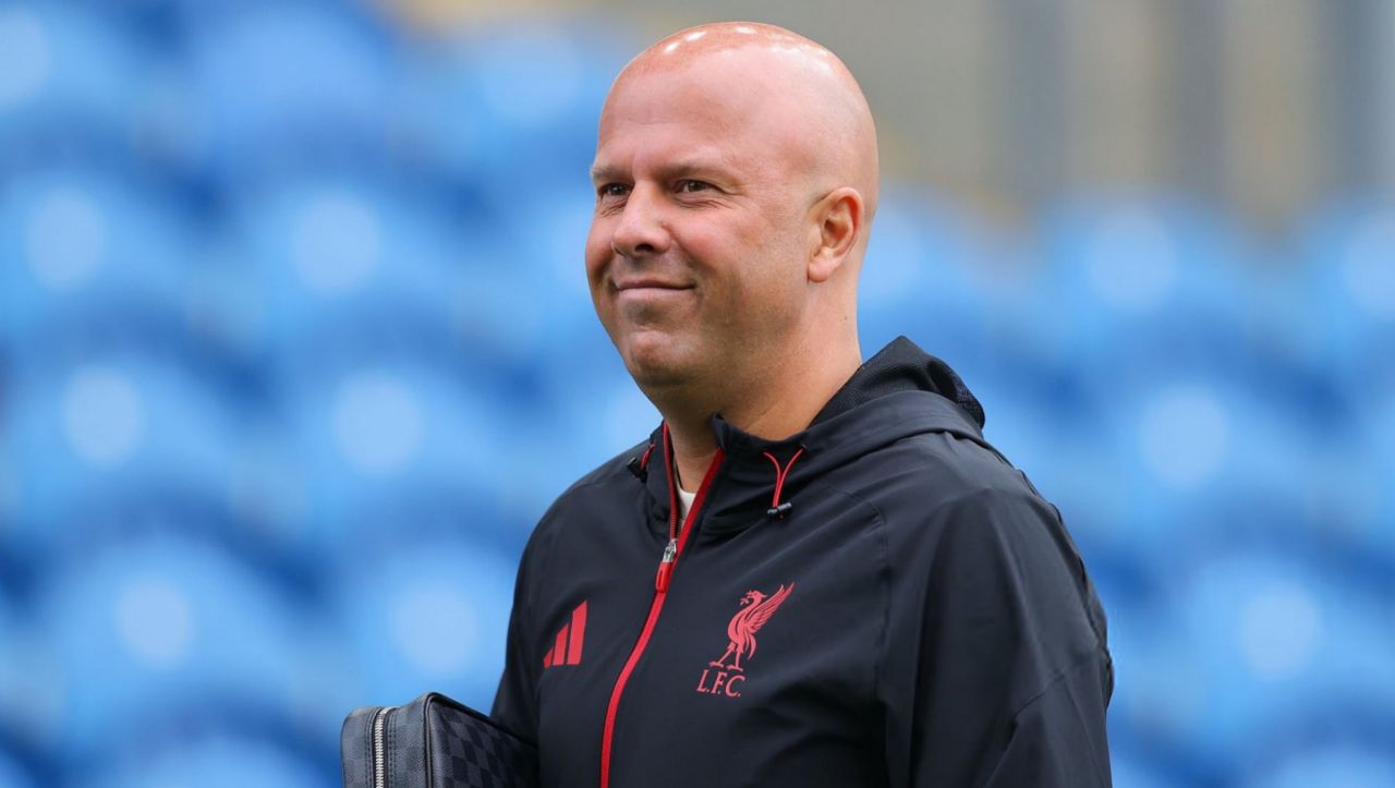 آرنه اشلوت، سرمربی لیورپول 