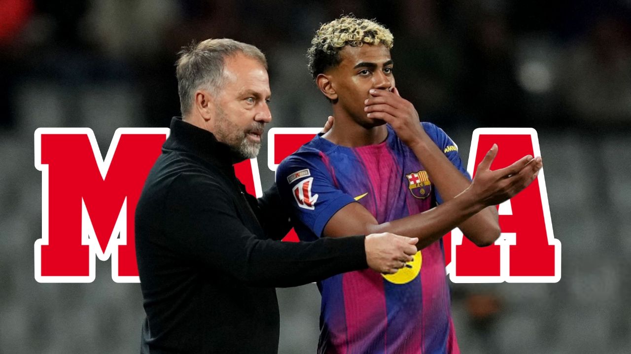 هانسی فلیک، سرمربی بارسلونا در کنار لامین یامال وینگر اسپانیایی 