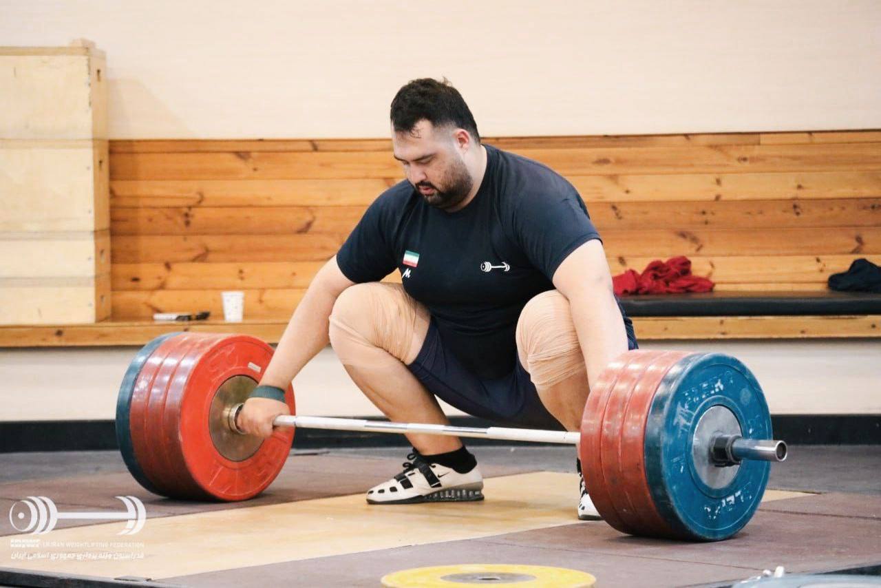 علی داودی-وزنه برداری