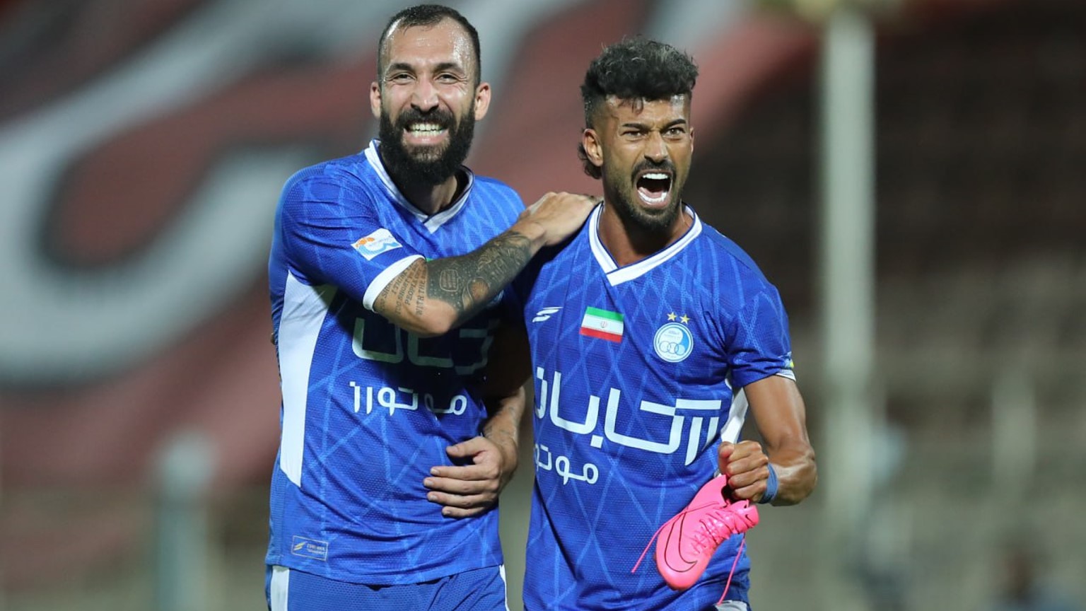 رامین رضاییان مدافع راست استقلال و بازیکن سابق تیم ملی ایران و پرسپولیس و سپاهان - روزبه چشمی بازیکن استقلال و تیم ملی ایران و بازیکن سابق صباباتری - لیگ برتر ایران