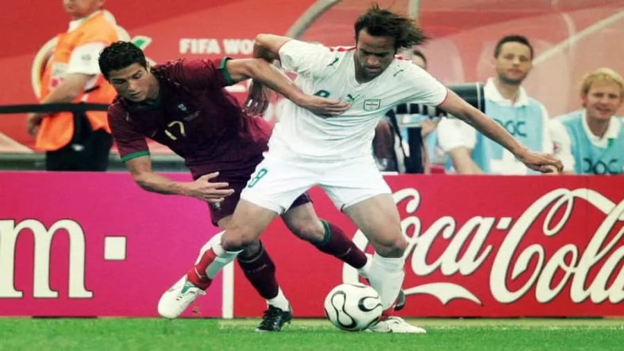 توپ گیری علی کریمی از کریستیانو رونالدو