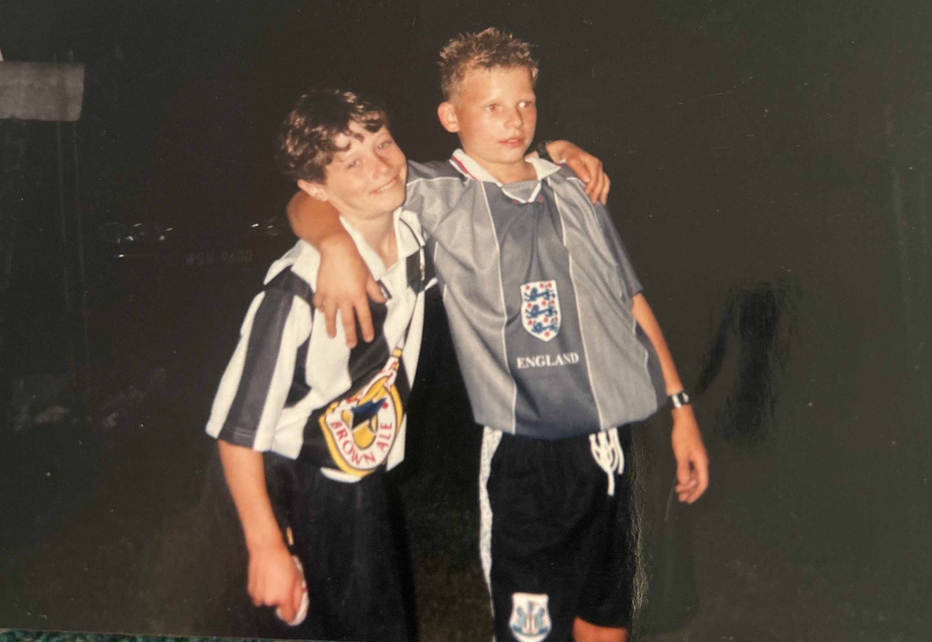 لواندوفسکی در پیراهن نیوکاسل