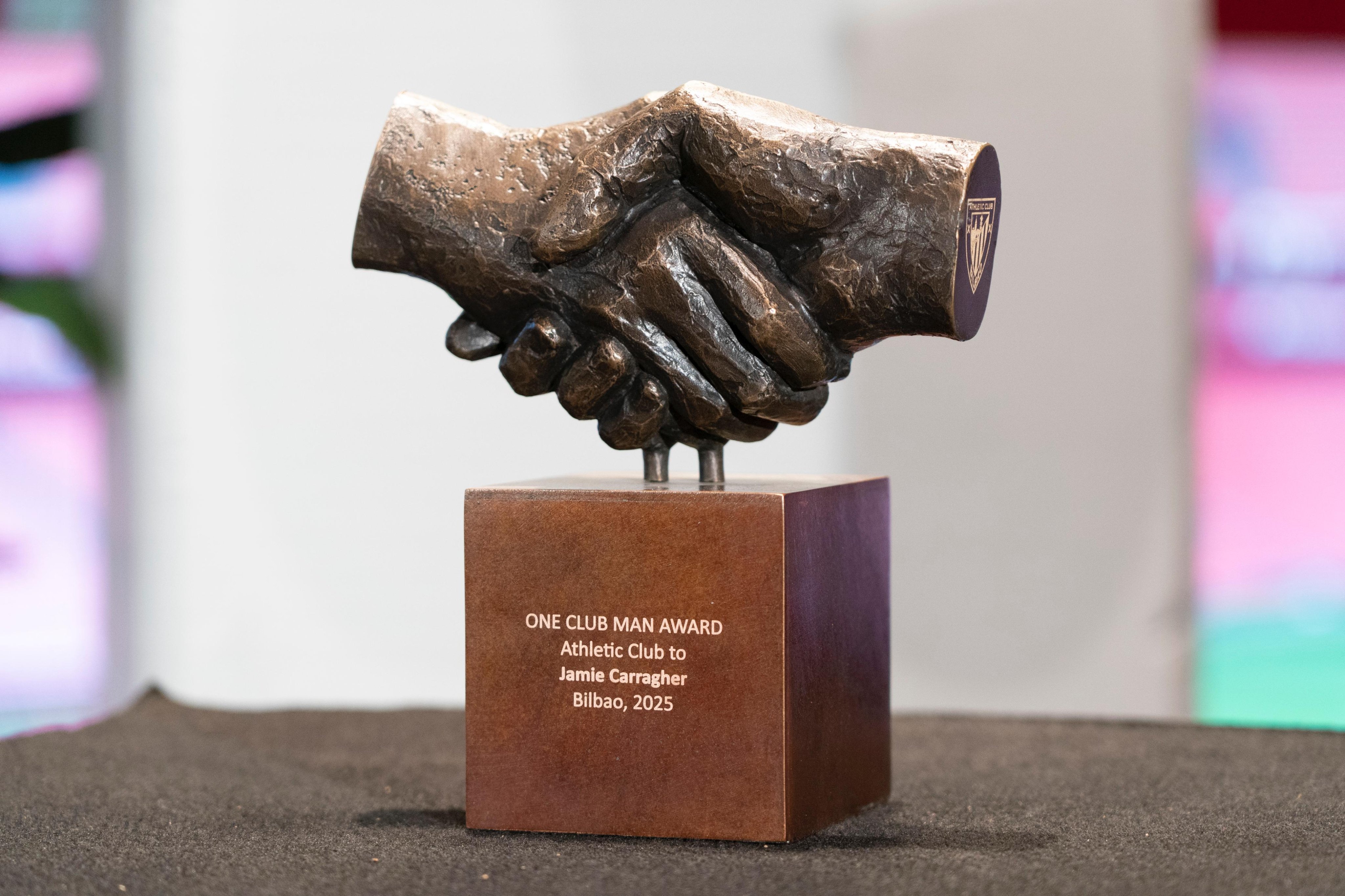 جایزه اهدایی اتلتیک بیلبائو به جیمی کرگر