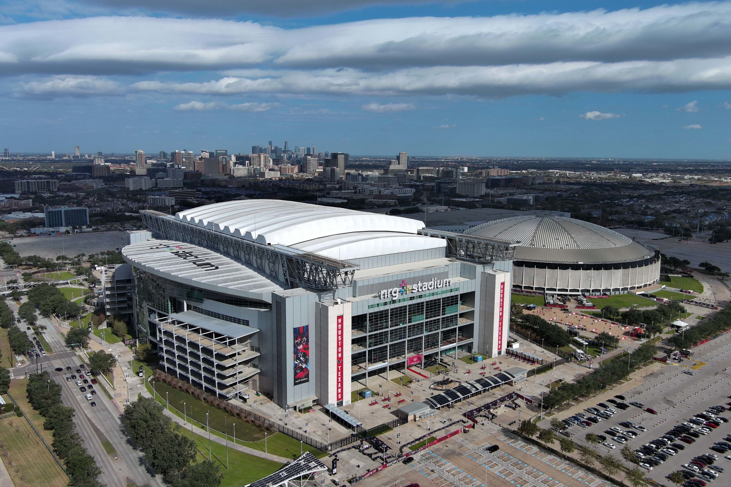 ورزشگاه ان آر جی واقع در هیوستون