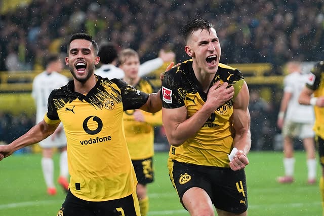 نیکو اشلوتربک