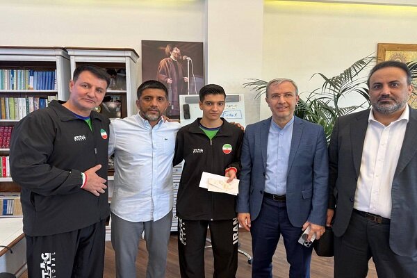 عکس از دیدار بنیامین فرجی و علیرضا دبیر