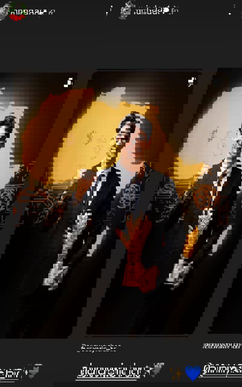 عکس از تبریک مونیر به یاسین بونو