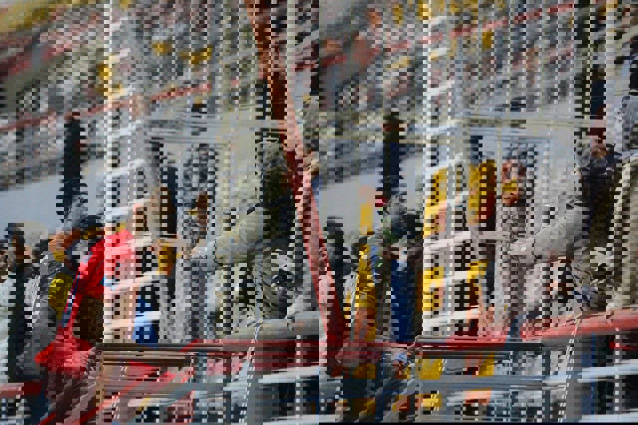 سنگرگیر و همسرش