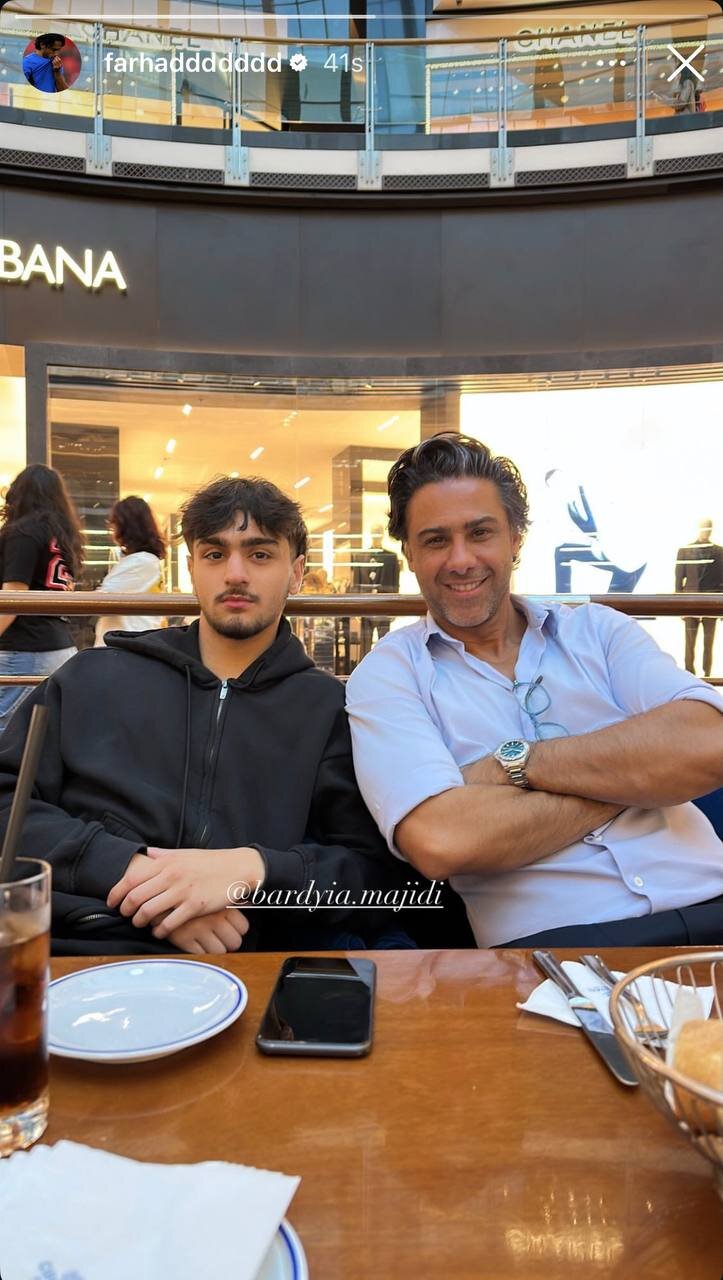 عکس از فرهاد مجیدی و بردیا مجیدی در دبی