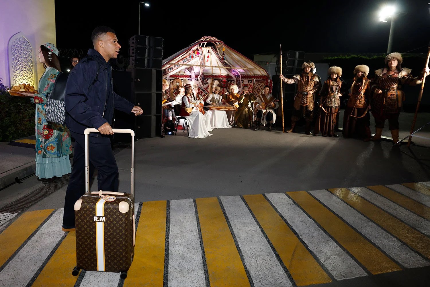 استقبال تاریخی قزاقستانی‌ها از رئال مادرید 