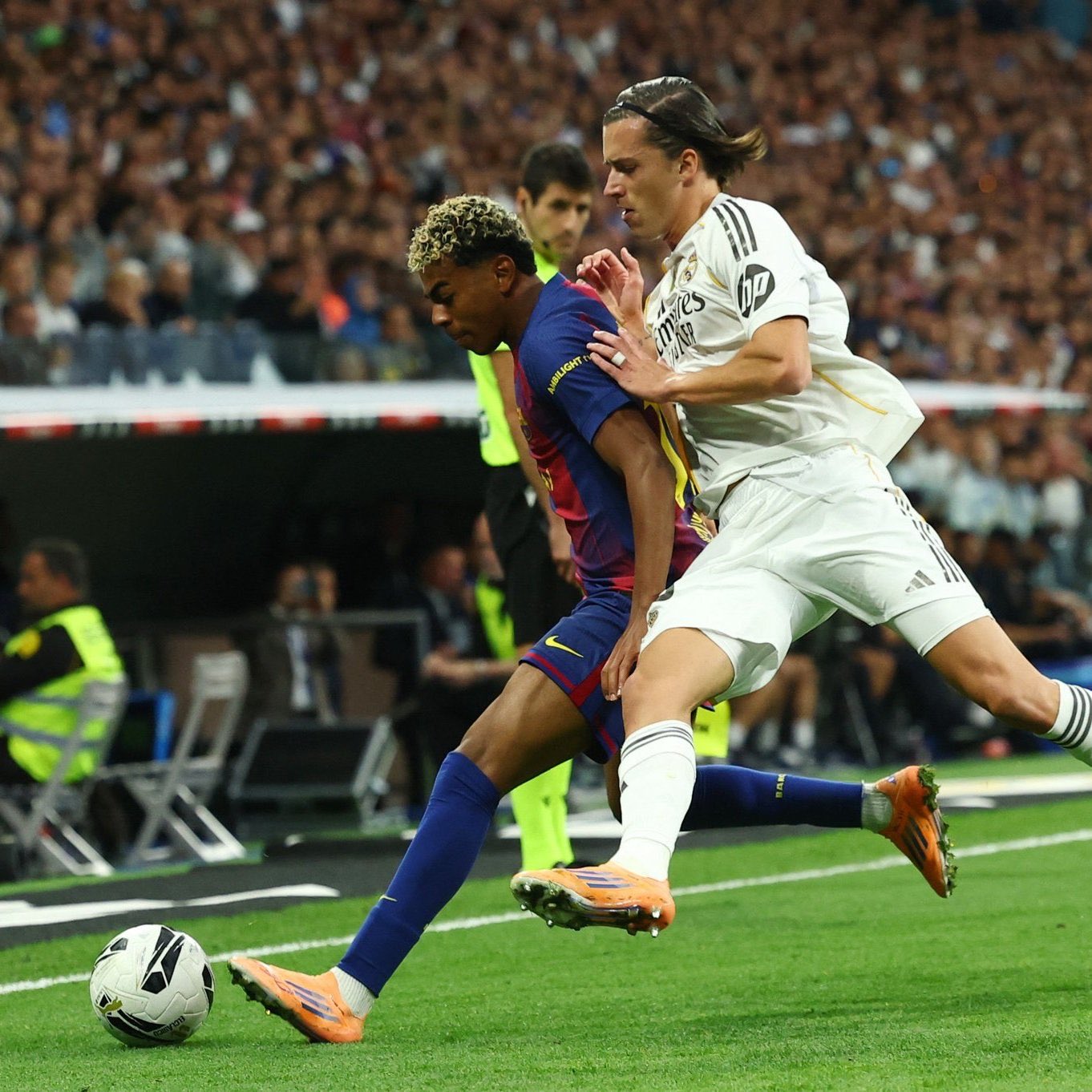 آلوارو کارراس اجازه نفس کشیدن به یامال را نداد