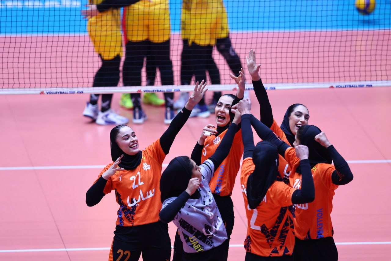 تیم والیبال زنان سایپا