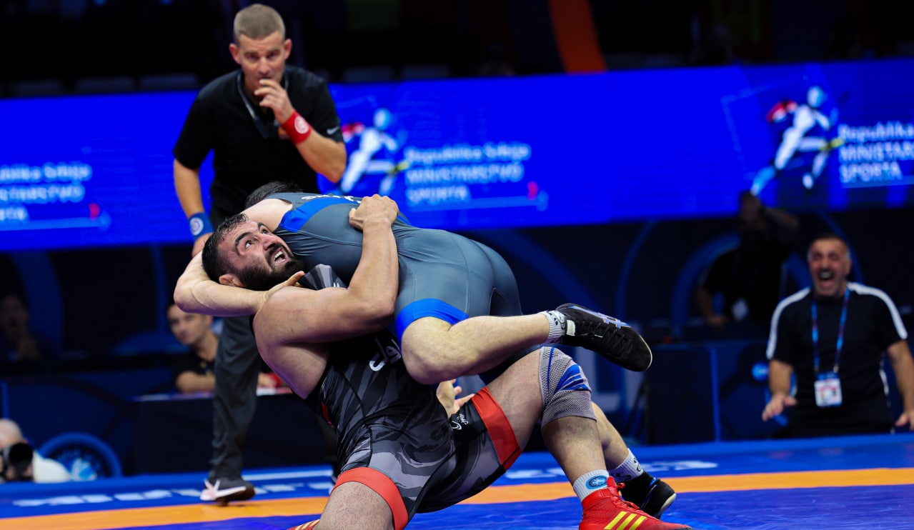 مجتبی گلیج و عبدالرشید سعدالله‌اف